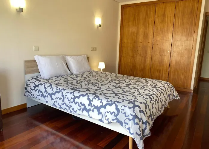 Appartement Tertulias Com As Ondas, T2 *