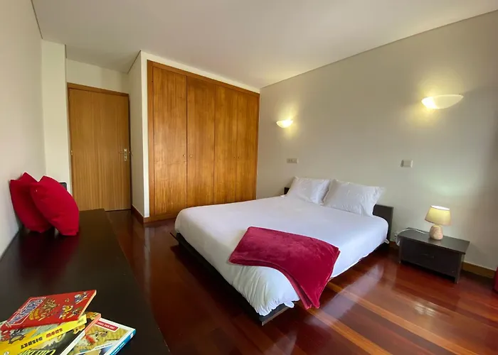 Appartement Tertulias Com As Ondas, T2 *